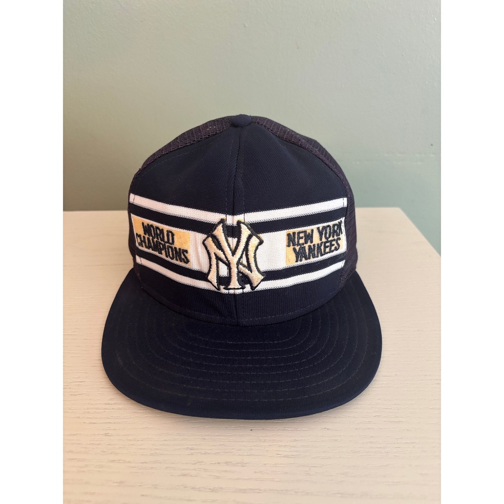 Vintage New‎ York Yankees World Champions AJD Superstripe Trucker Hat Navy Blue